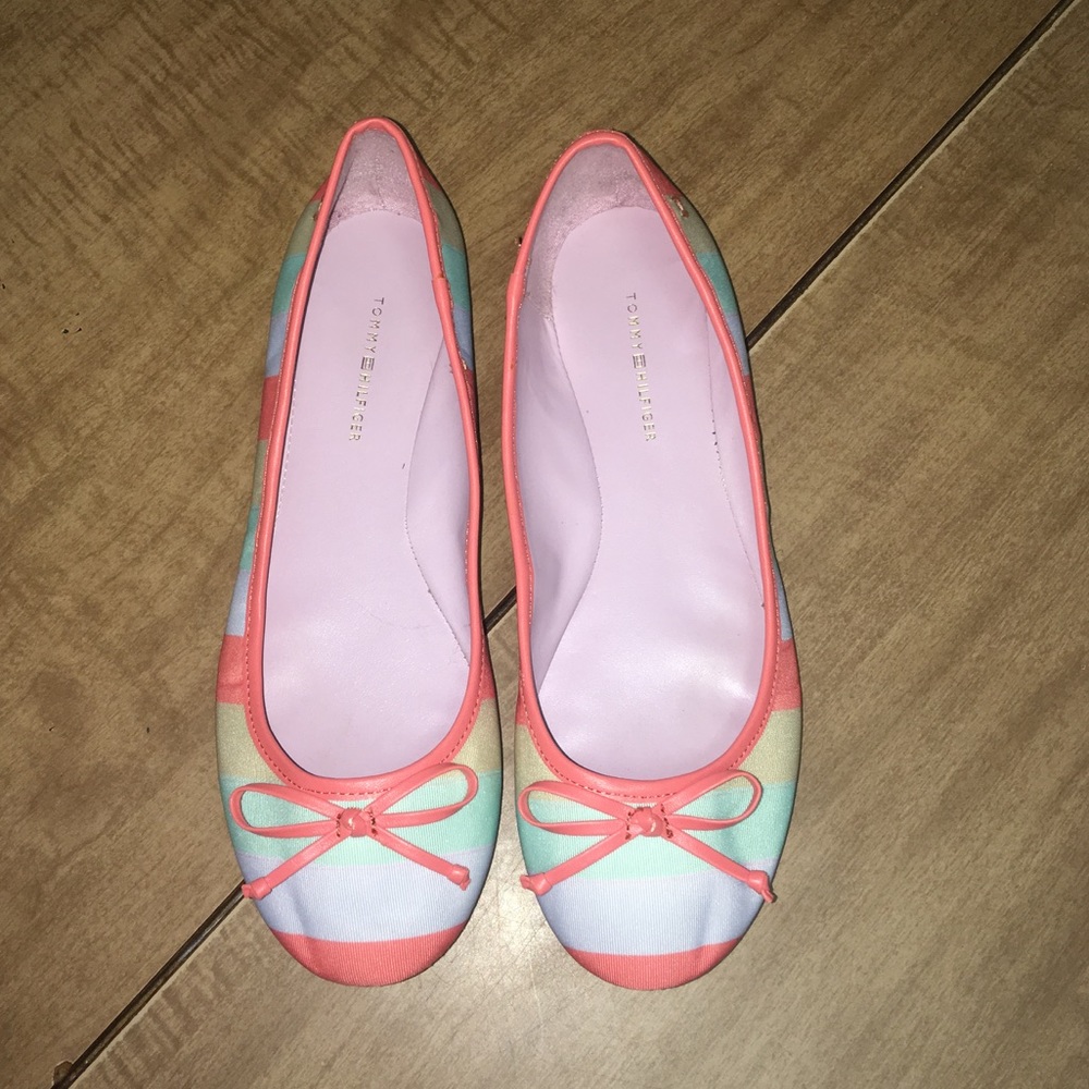 Tommy Hilfiger flats in pastel stripes - size 8
